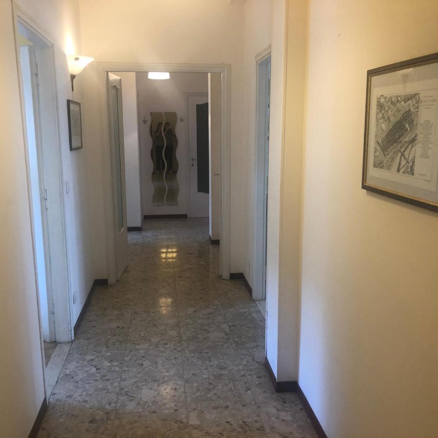 Apartment Montebello Parma Buitenkant foto